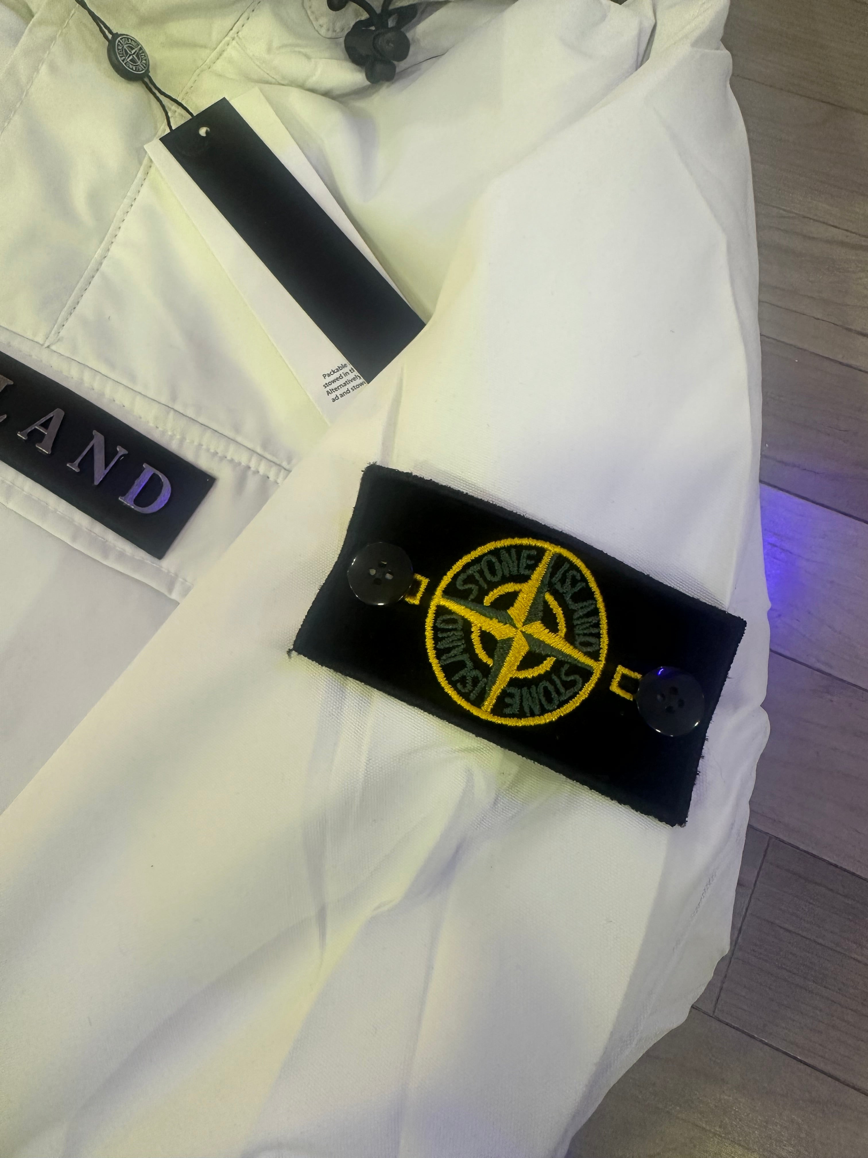 CANGURO STONE ISLAND