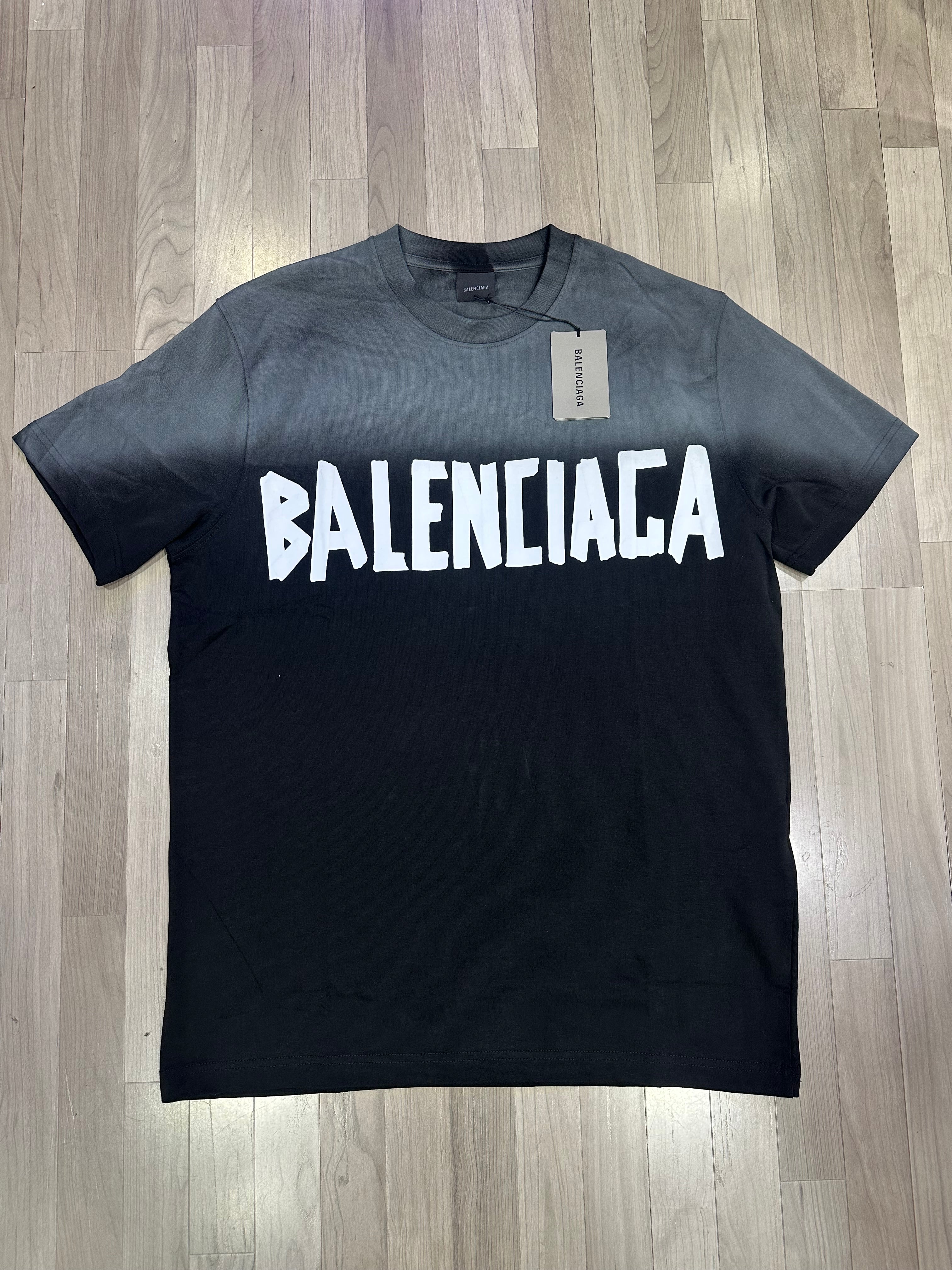 CAMISETA BALENCIAGA